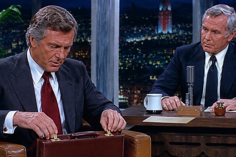 Dick Van Dyke OPENED A BRIEFCASE On The Tonight Show — What Was In It Made Carson CONFESS Everything Johnny Carson Files D