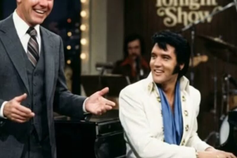 Johnny Carson Dared Elvis Presley to Play Piano Live — What Happened Next Shocked Everyone – Ty