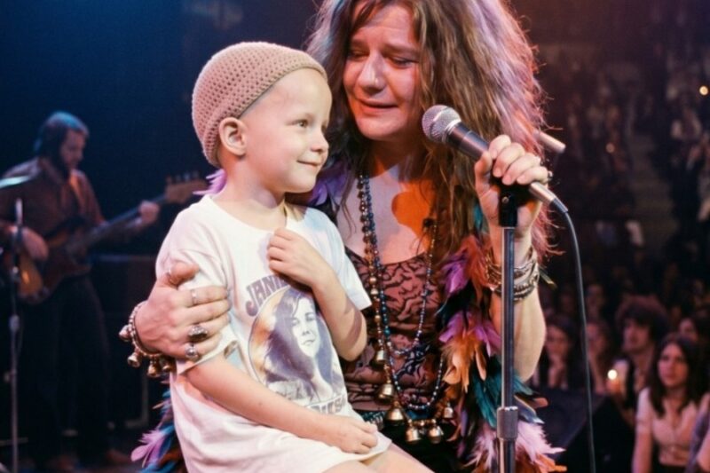 Janis Joplin STOPPED Her Concert Mid-Song For A Dying Little Girl. She Carried Her Onto The Stage.