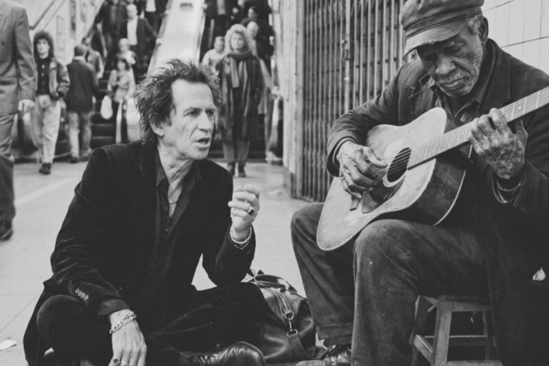 73-Year-Old Played ‘Brown Sugar’ On ONE STRING With ARTHRITIS—Keith Richards Did THIS On Tube Floor