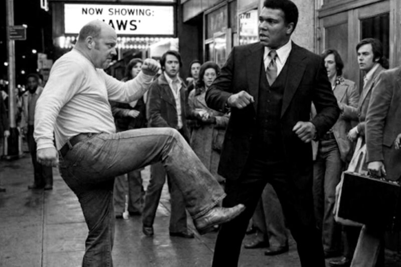 A Racist Man Tried to Provoke Muhammad Ali in Public — It Turned Into Something Else JJ