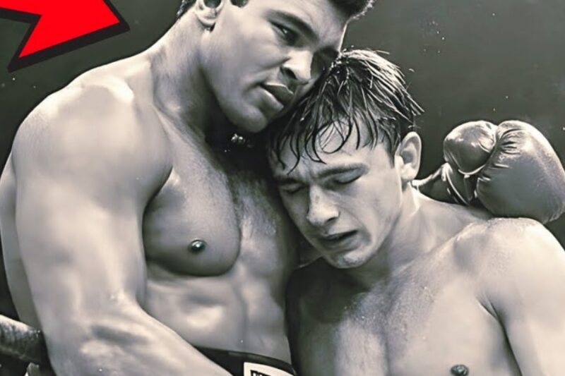 Boxer’s Father DYING — Ali Stopped Mid-Fight When Boxer CRIED & Said 6 Words That Saved Him JJ