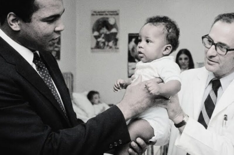 6-Month-Old Baby Was DYING — Muhammad Ali’s 30 Seconds Changed Medical History