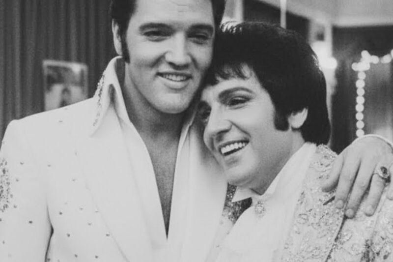 Elvis STOPPED Concert After Homophobic Attack on Liberace — His Response Was UNPRECEDENTED D