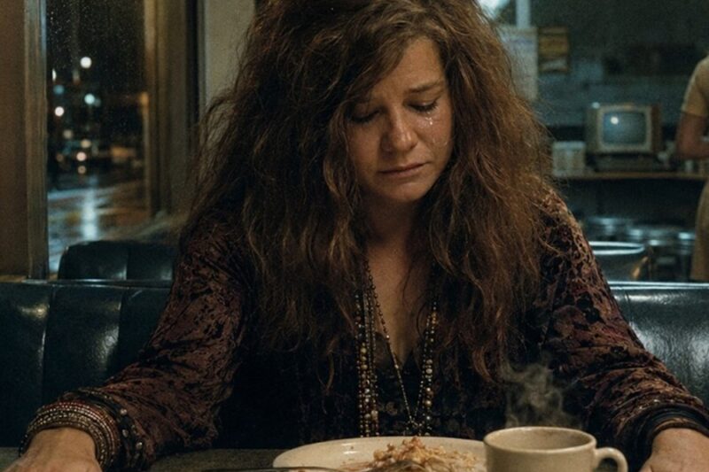 A Waitress Brought Janis Joplin Something She Never Ordered — And She Cried D