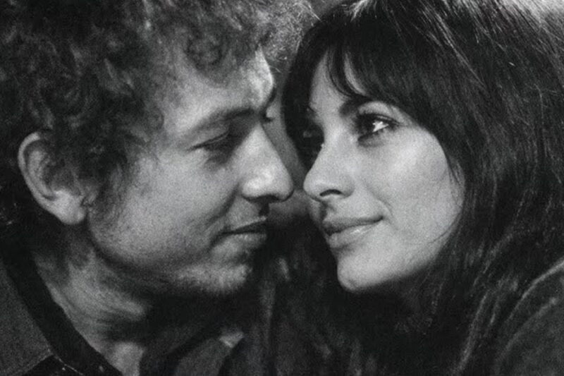 Sara Was The Only Woman Who Made Bob Dylan Stay. Then He Destroyed Everything D