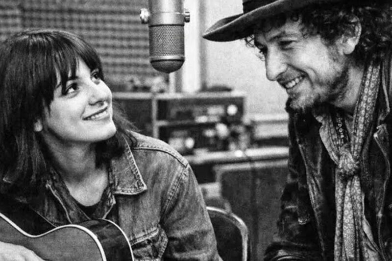 Bob Dylan Found Her Singing to Empty Streets in the Rain – What He Did Next Saved Two Lives D