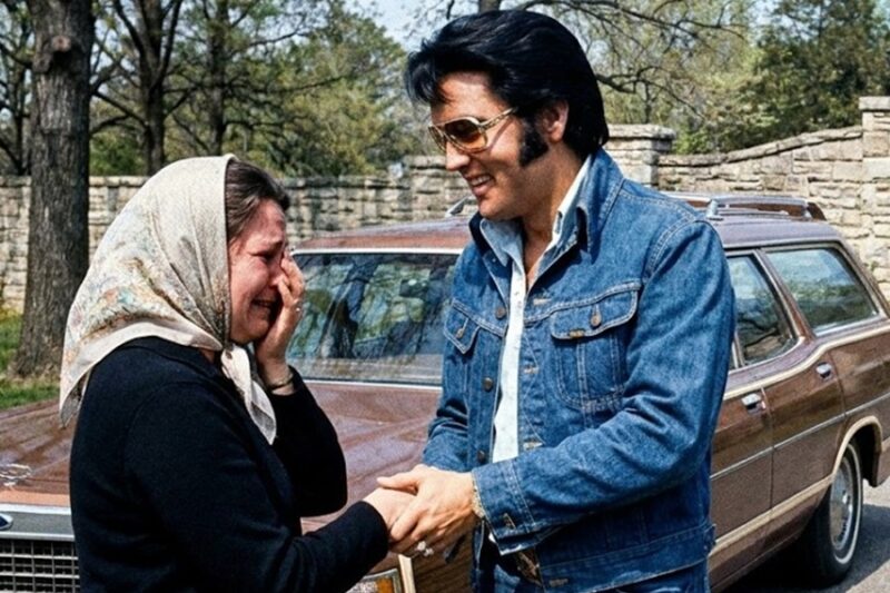 Elvis Found a Veteran Sleeping Outside Graceland in 1973 — What Happened Inside Left Staff in TEARS D