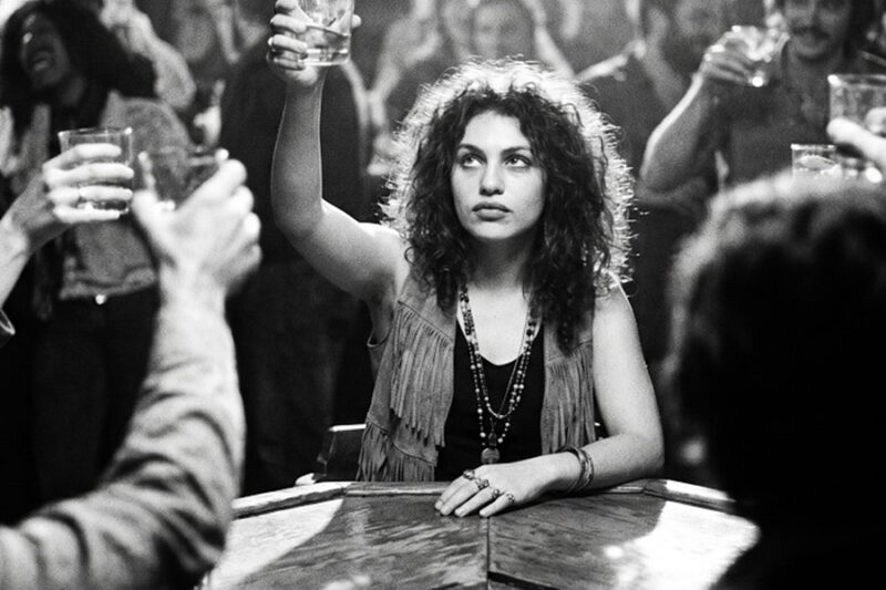 Janis Joplin Bought 200 Strangers a Drink on Her Birthday — She Was the Only One Alone d