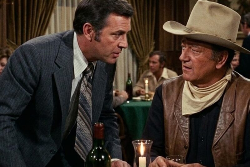 They Kicked John Wayne Out — He Came Back and Changed One Waitress’s Life Forever D