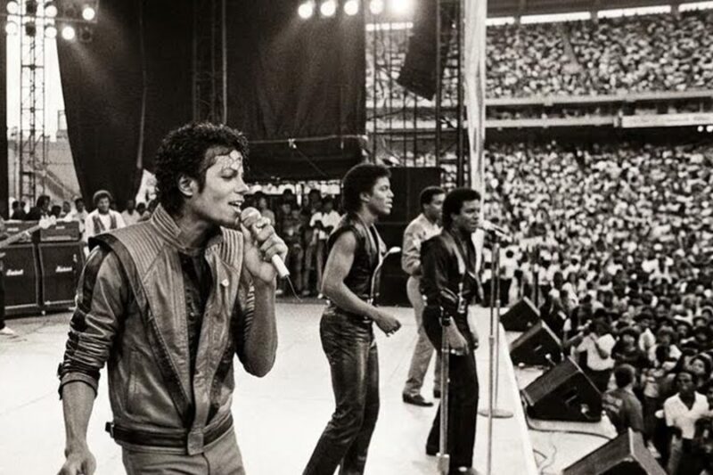The Last Night of the VICTORY TOUR — What Jermaine Said to Michael When Nobody Was Watching D