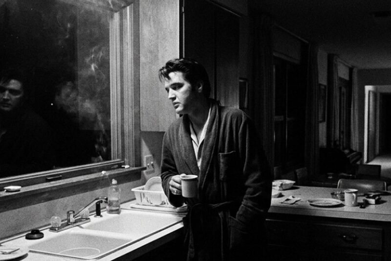 Elvis Presley Couldn’t Sleep at Graceland Anymore D