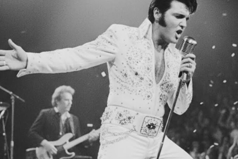 After Elvis Died, Lawyers Found THOUSANDS of Secrets He Kept Hidden — His TRUE Legacy Revealed D