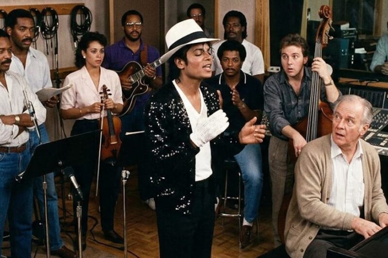 The Day Michael Jackson Silenced a Room Full of Trained Musicians D