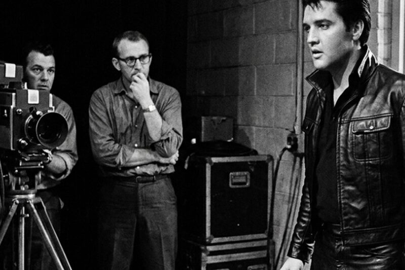 Elvis Was Almost Forgotten — Then One Night Changed Everything D