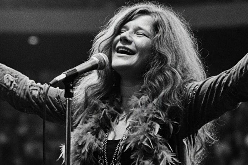 40,000 People Were About to Riot at Harvard Stadium — Janis Joplin Walked Out and Sang Them Still D