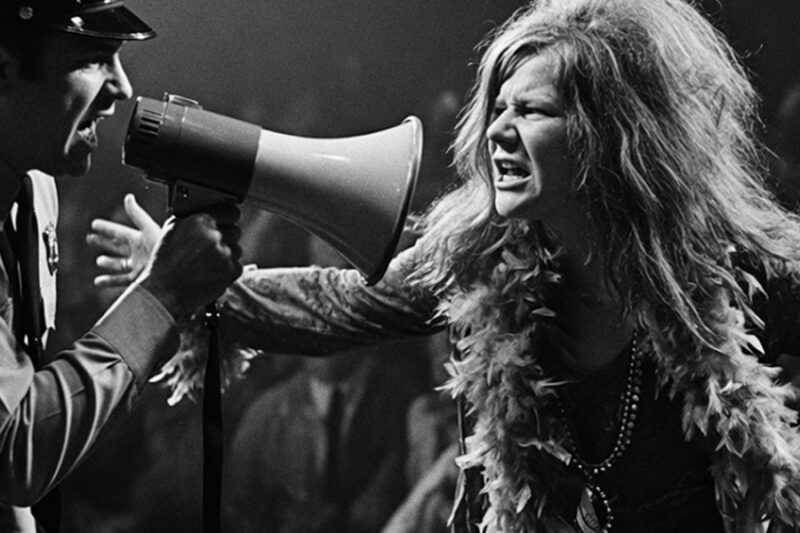 The Police Told Janis Joplin’s Fans to Sit Down She Said I Ain’t Telling Them Shit and Kept Singing D