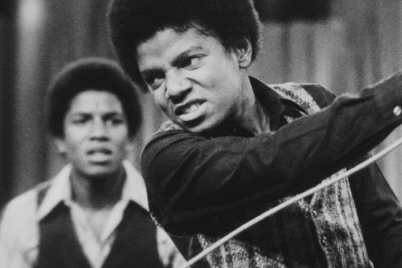 Michael Age 12 Took the Blame for His Brother’s Mistake on Tv – What Happened Backstage Was Brutal 