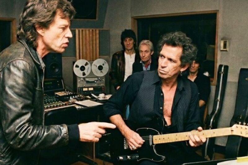 Keith Richards was told he had nothing left to offer — played 4 minutes — Mick said “play it again”