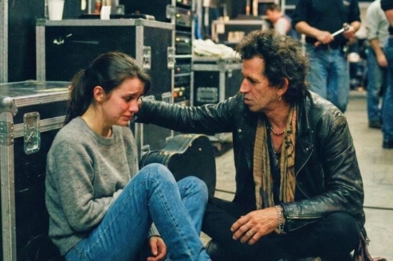 Keith Richards found a 16-year-old on a backstage floor in 1985 — sat with her—She runs a school now