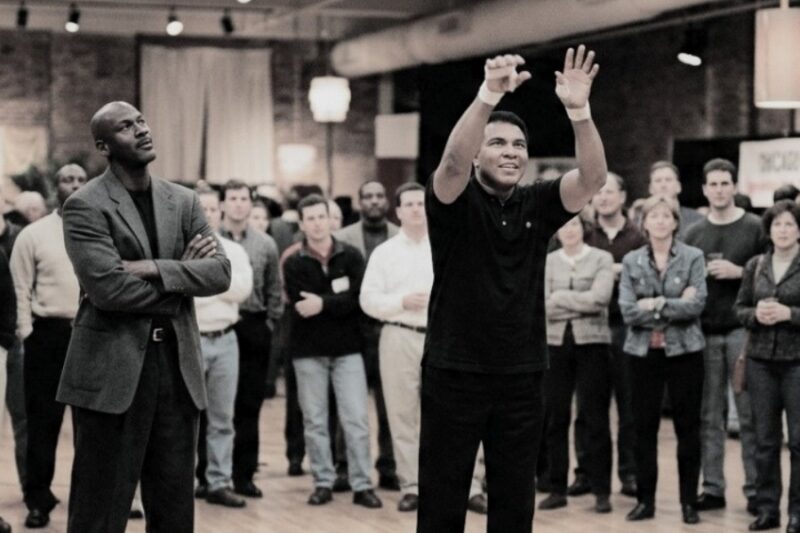 Michael Jordan Bet Muhammad Ali Couldn’t Play Basketball — Ali’s Response Shocked the NBA JJ