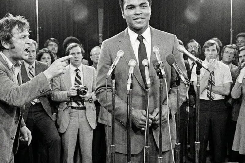 A Man Tried to Humiliate Ali in Public — The Ending Changed Them Both JJ