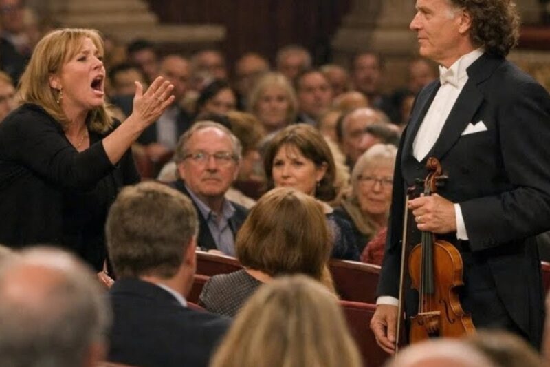 The Silent Command: How André Rieu Transformed a Disruptive Scream into a Moment of Collective Healing